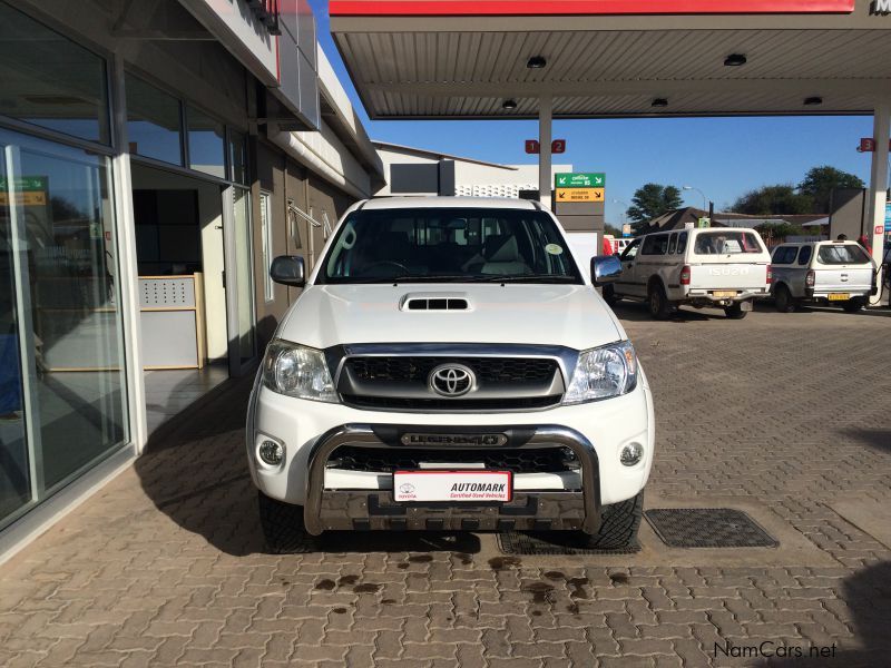 Toyota Hilux Legend 40 3.0 D4D 4x4 in Namibia