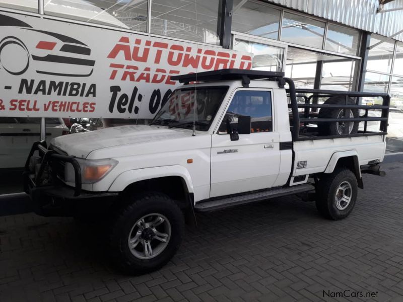 Toyota Land Cruiser in Namibia