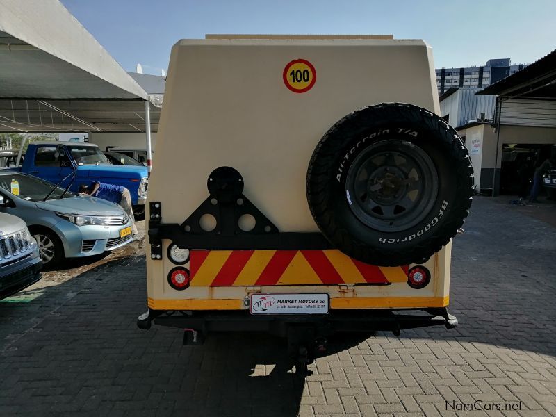 Toyota Land Cruiser 4.0 V6 4x4 Camper in Namibia