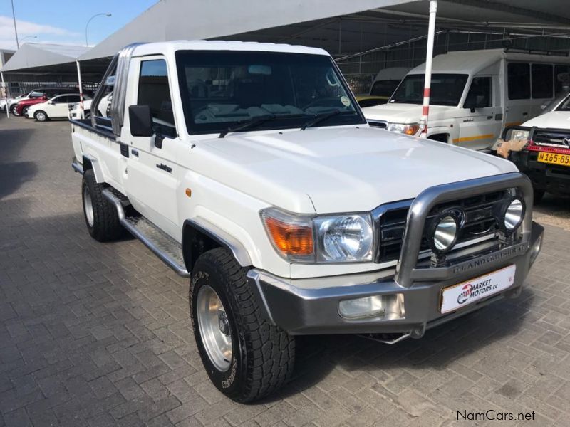 Toyota Land Cruiser 79 4.0P P/U S/C in Namibia