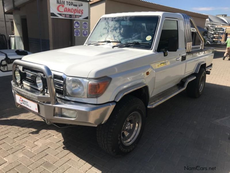 Toyota Land Cruiser 79 4.0P P/U S/C in Namibia