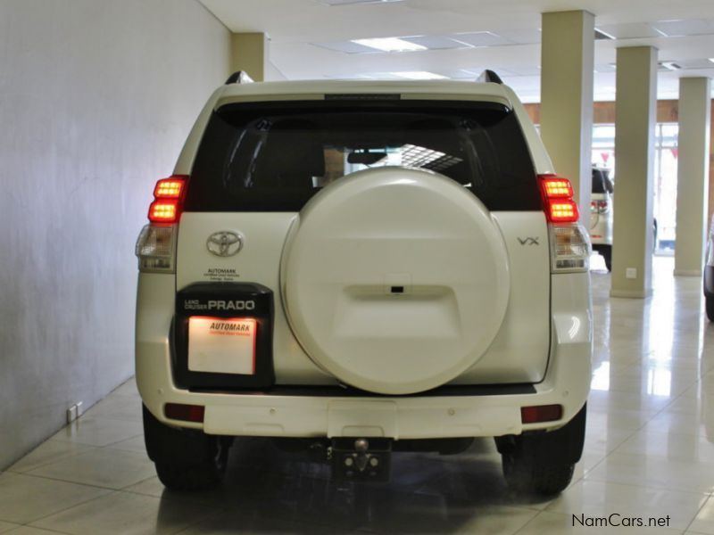 Toyota Land Cruiser Prado VX V6 in Namibia