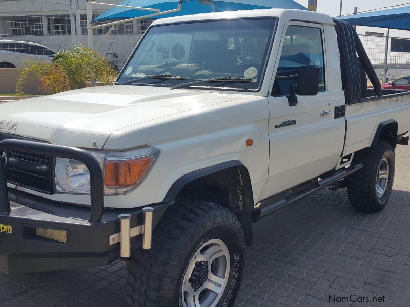 Toyota Landcruiser in Namibia