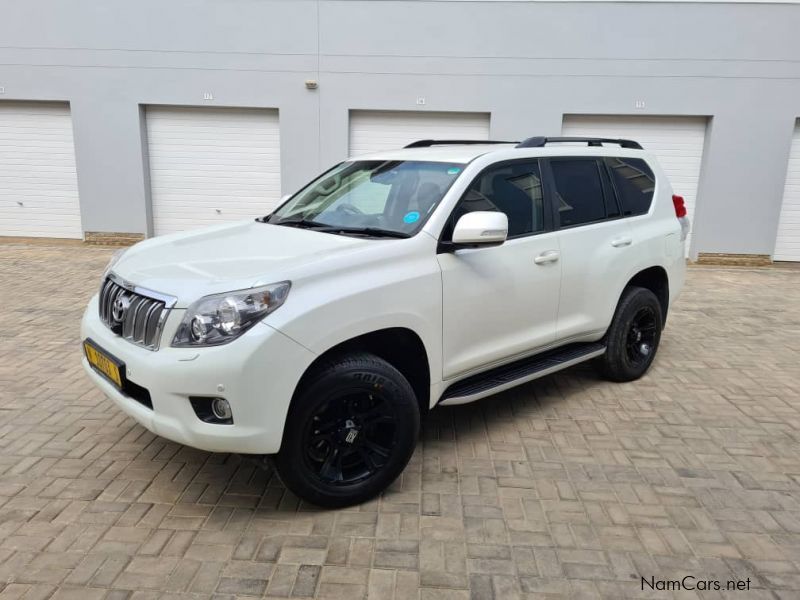 Toyota Prado VX 4.0 V6 A/T in Namibia