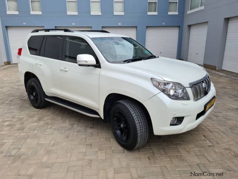 Toyota Prado VX 4.0 V6 A/T in Namibia