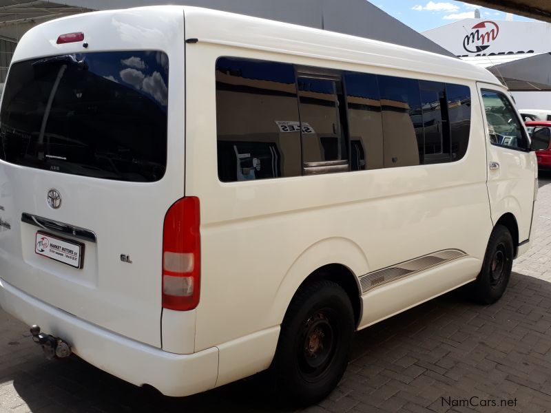 Toyota Quantum 2.7 GL 10 seater in Namibia