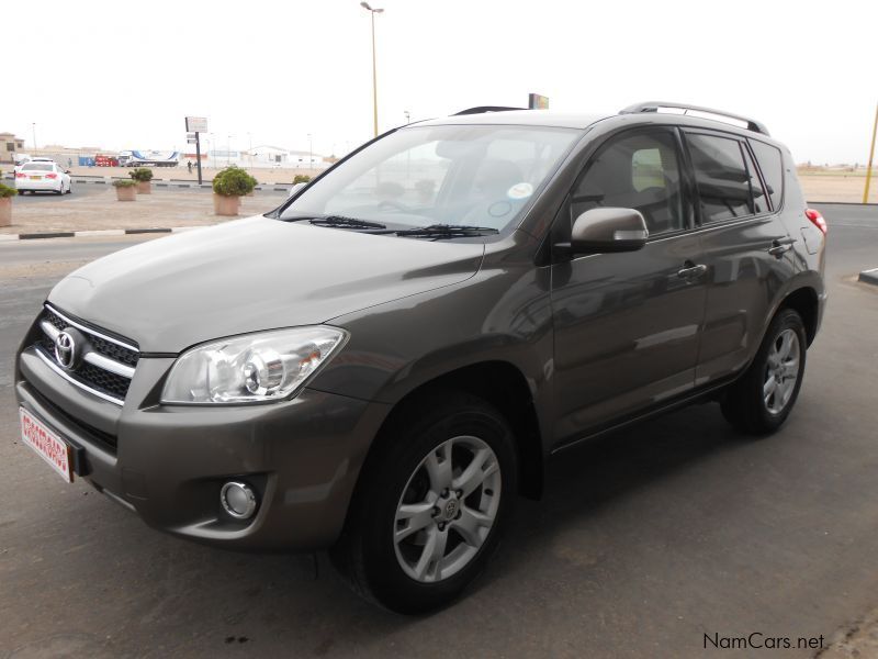 Toyota RAV4 2.2 VX  D4D AWD in Namibia