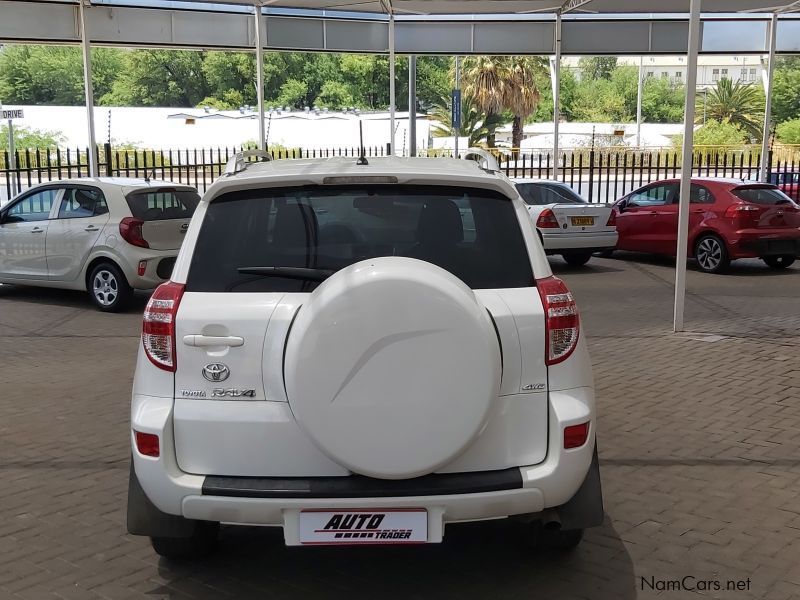 Toyota RAV4 4WD in Namibia