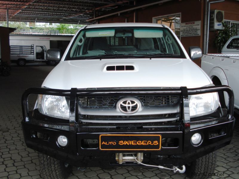 Toyota Toyota Hilux 3.0 D4D D/C Raider 4x4 in Namibia