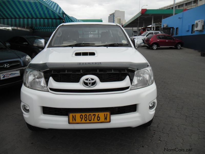 Toyota hilux vigo smart cab 3.0D-4d 4x4 in Namibia