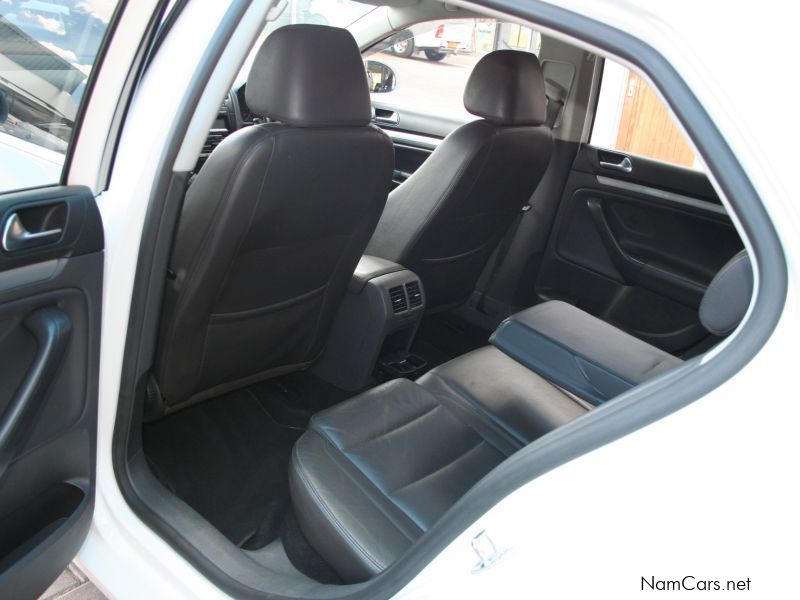 Volkswagen Jetta 5 2.0 Tsi highline manual in Namibia