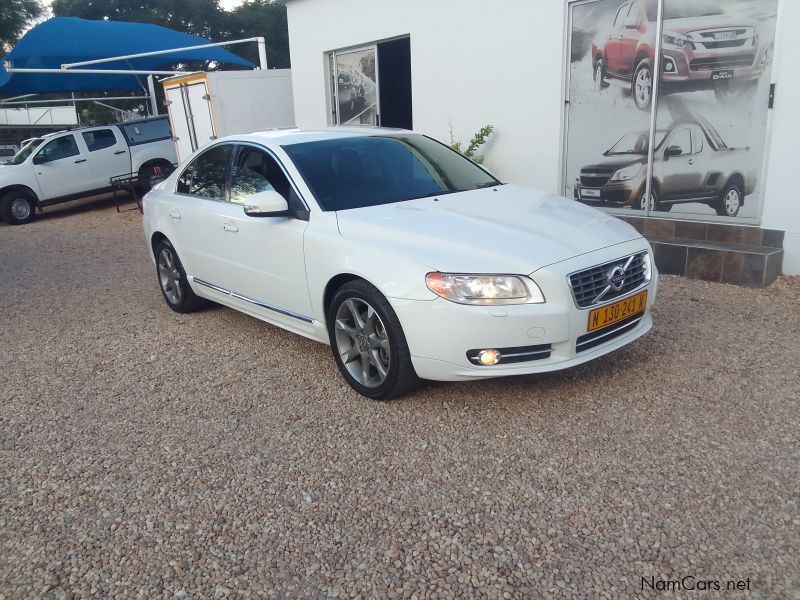 Volvo S80 3.0 T in Namibia