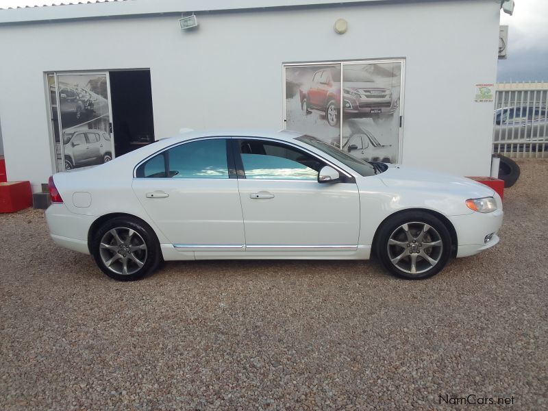 Volvo S80 3.0 T in Namibia