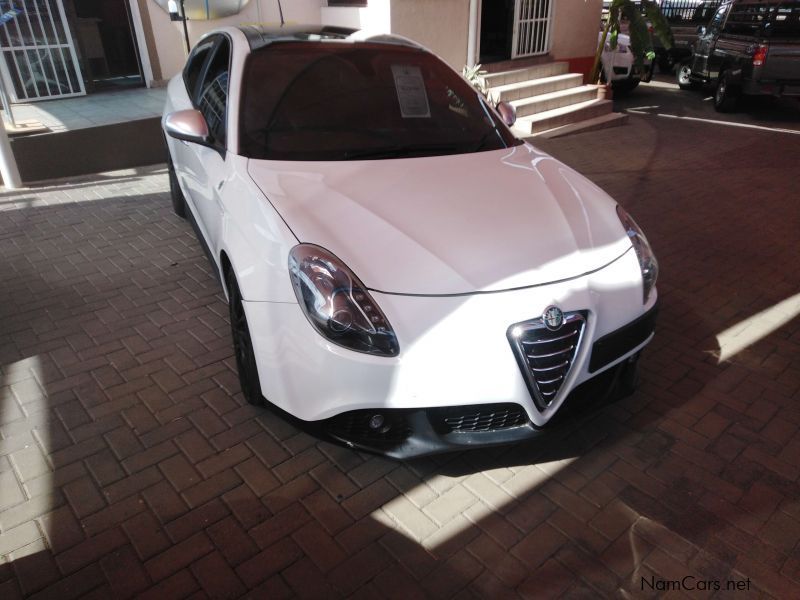 Alfa Romeo Giulietta 1.8Turbo Quad Verde in Namibia