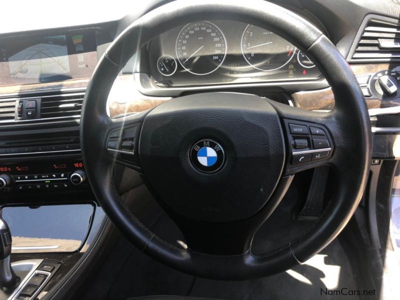 BMW 528 i in Namibia