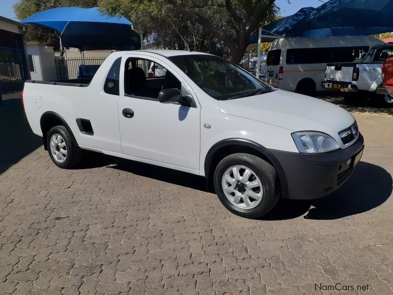 Chevrolet Corsa 1.4i in Namibia