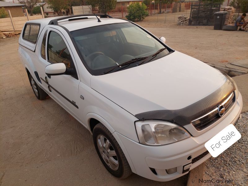 Chevrolet Corsa sport in Namibia