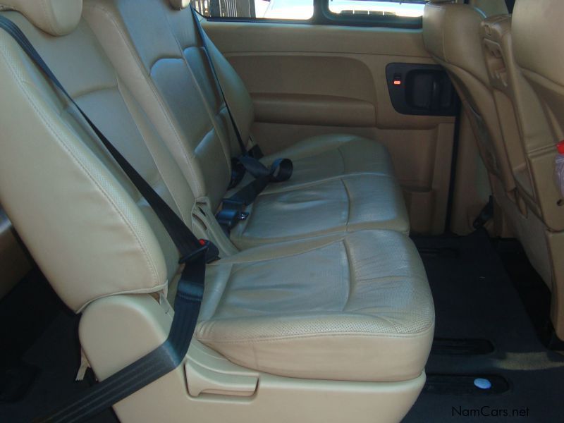 Hyundai H  1  2.4 GLS  9  Seater in Namibia