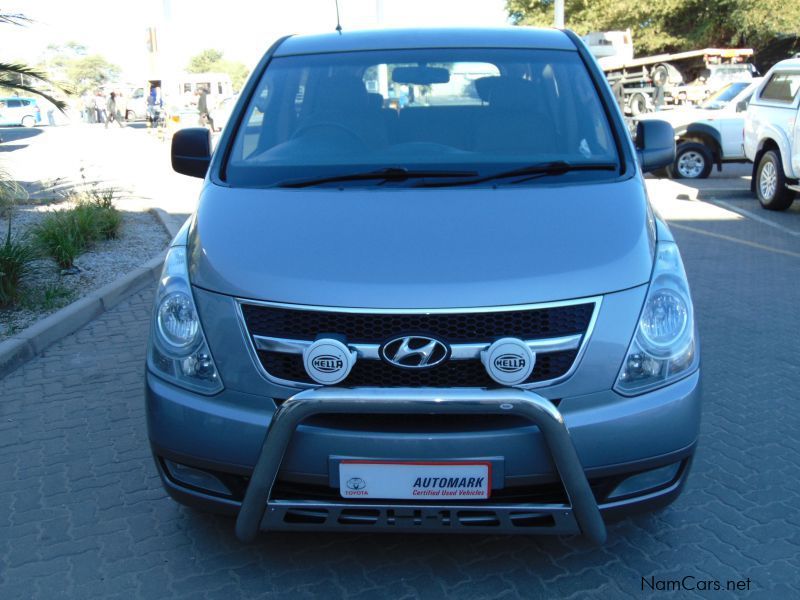 Hyundai H1 BUS 2.5D in Namibia