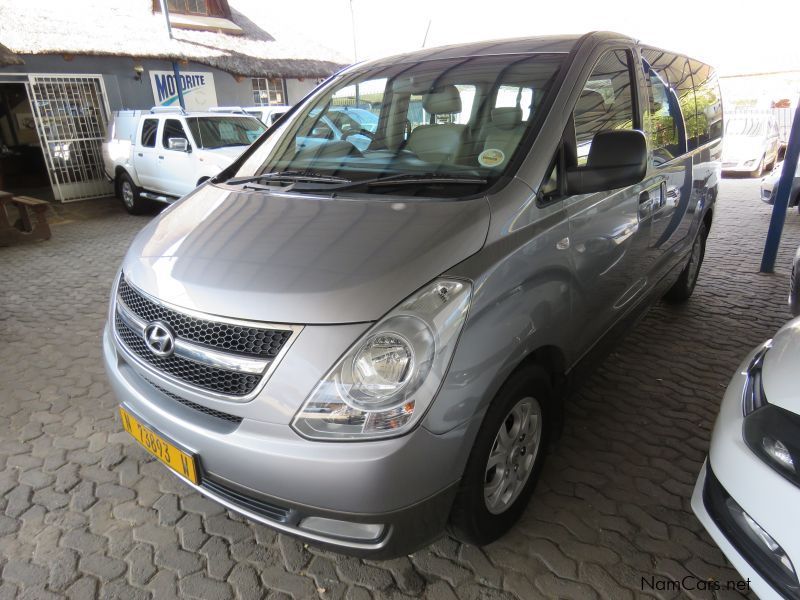 Hyundai H100 BUS 2,5 DIESEL AUTO in Namibia