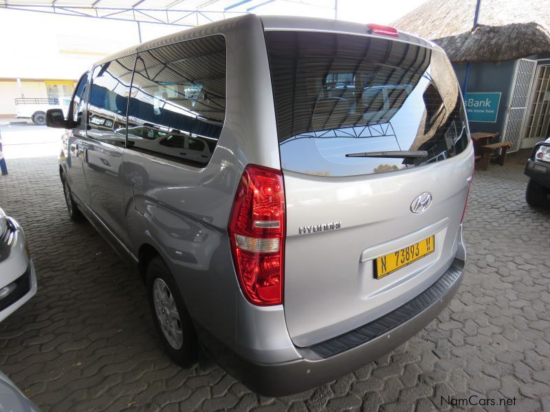 Hyundai H100 BUS 2,5 DIESEL AUTO in Namibia