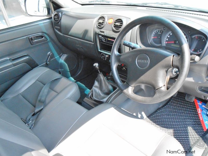 Isuzu KB 200 Fleetside in Namibia