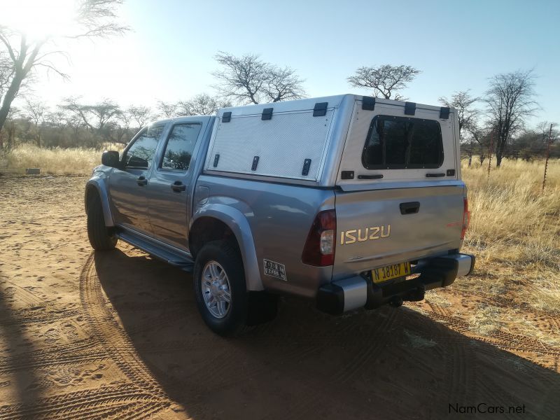 Isuzu KB series 2.4 DC Petrol 2x4 2011 in Namibia