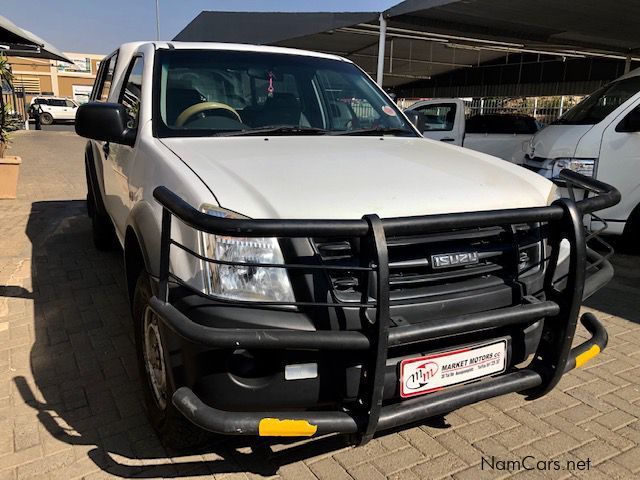 Isuzu KB240i S/Cab 4x4 in Namibia