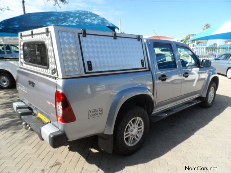Isuzu KB250 D-TEQ 4x4 D/Cab in Namibia