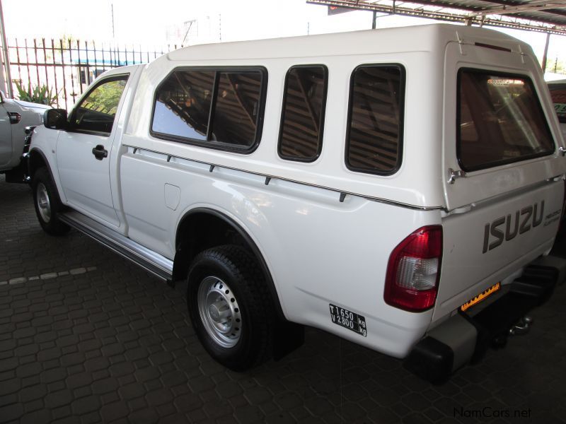 Isuzu KB250 Fleetside LWB in Namibia