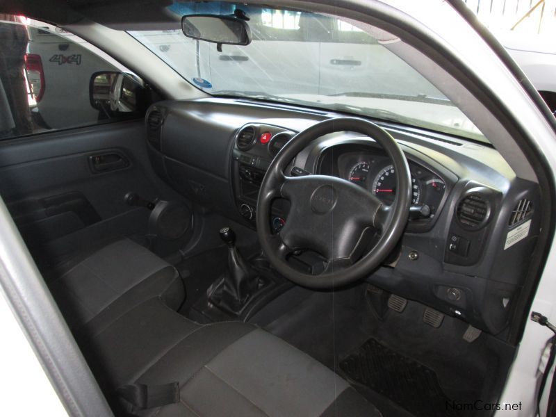 Isuzu KB250 Fleetside LWB in Namibia