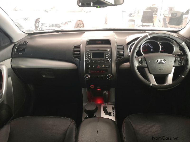 Used Kia Sorento 3.5 V6 AT 2011 Sorento 3.5 V6 AT for sale Windhoek
