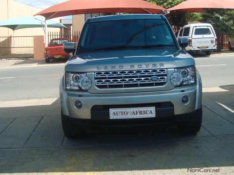 Land Rover Discovery 4 3.0 TD  SdV6 HSE in Namibia