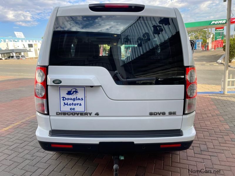 Land Rover Discovery 4 3.0 TD/SD V6 SE in Namibia