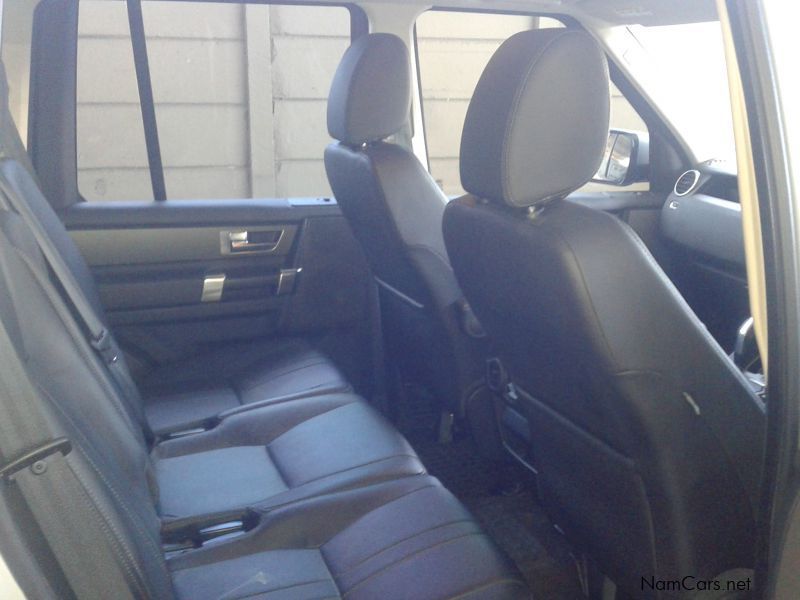 Land Rover Discovery 4 3.0 TDV6 SE in Namibia