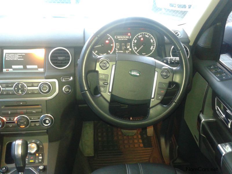 Land Rover Discovery 4 3.0 TDV6 SE in Namibia