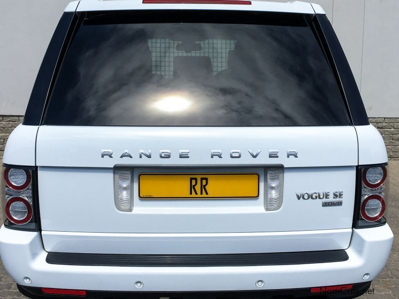 Land Rover Range Rover Vogue SE 4.4 TDV8 in Namibia