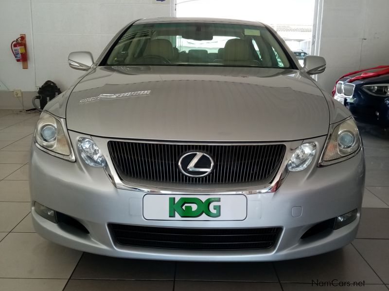 Lexus GS300 V6 in Namibia