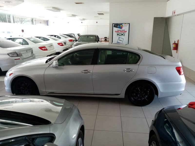 Lexus GS300 V6 in Namibia