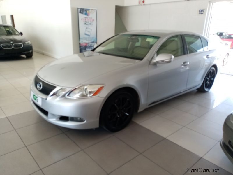 Lexus GS300 V6 in Namibia