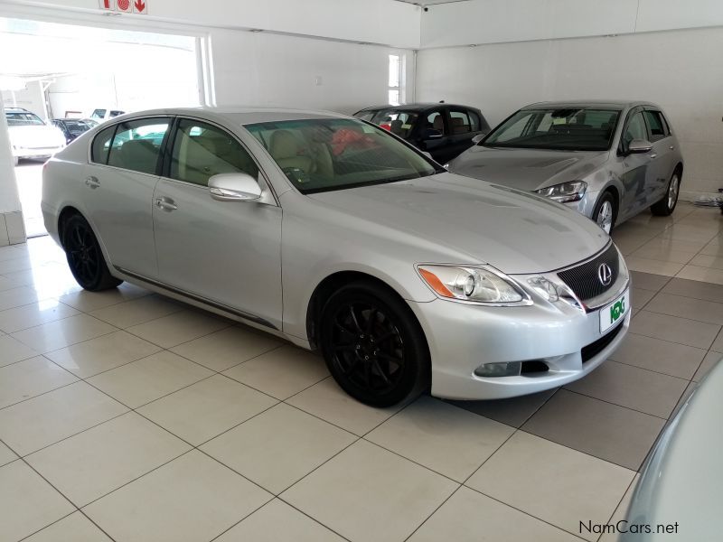 Lexus GS300 V6 in Namibia