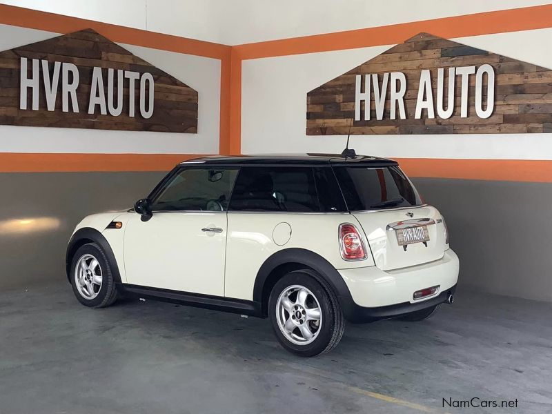 Mini Cooper 1.6l A/T (Import) in Namibia