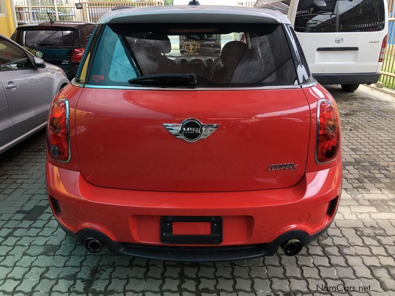 Mini Cooper S in Namibia