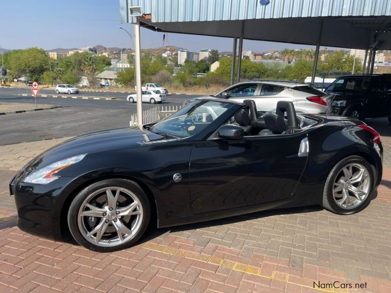 Nissan 370Z Roadster V6 A/T in Namibia