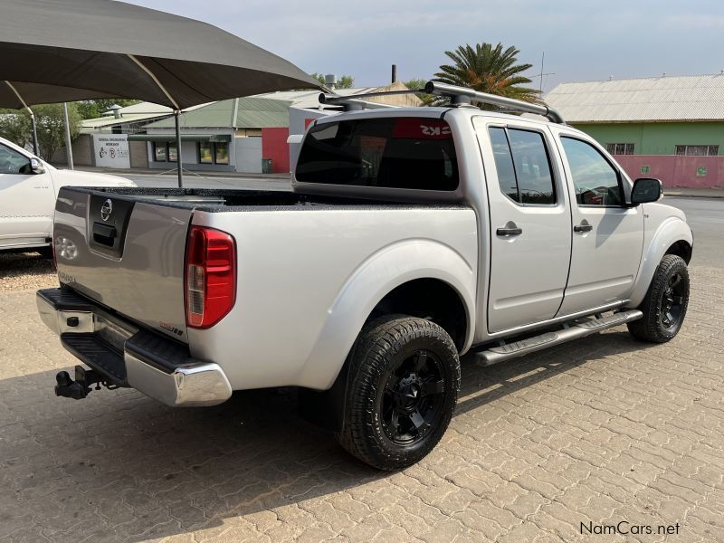 Nissan NAVARA 3.0 V6 DIESEL 4X4 in Namibia