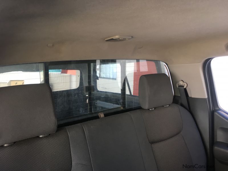 Nissan Navara 2.5 4x4 Dbl. cab in Namibia