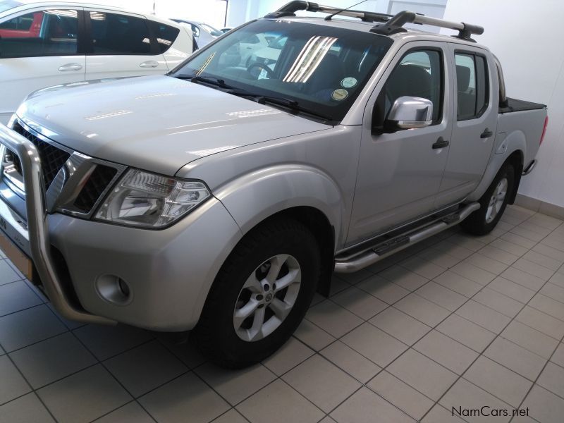 Nissan Navara 2.5d 4x4 A/T in Namibia