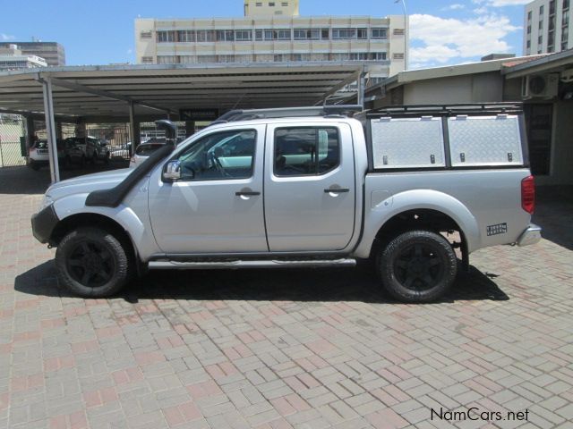 Nissan Navara V6 in Namibia