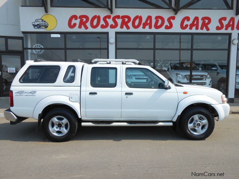 Nissan Np300 2.5 Tdi D/c 4x4 in Namibia