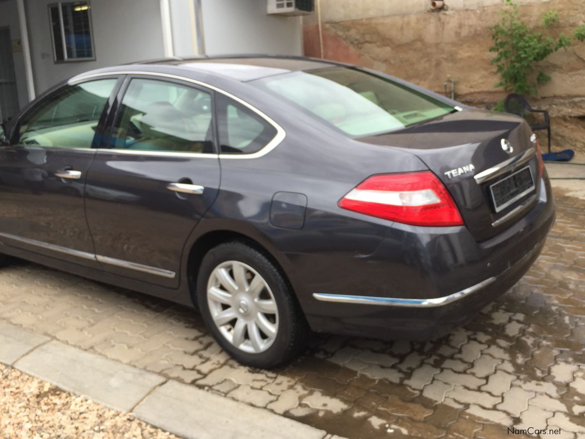 Nissan Teana in Namibia